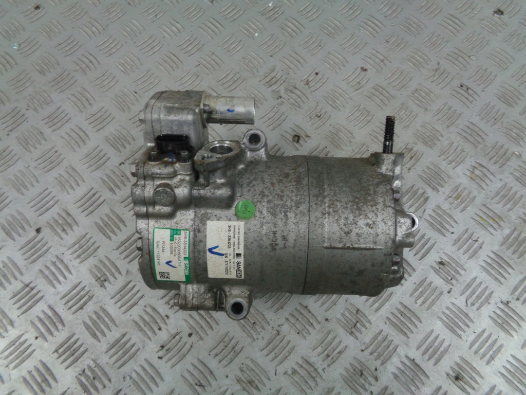 фото №1, Mg zs ev 2022 компрессор кондиционера