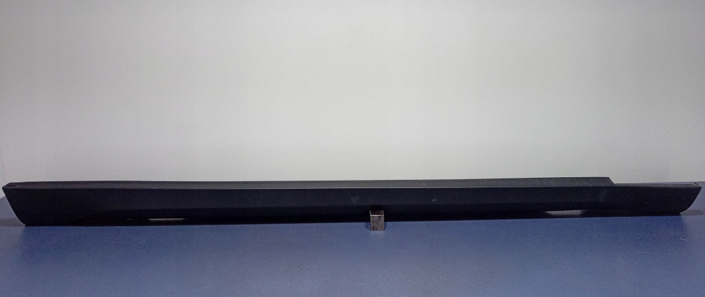 фото №1, Bmw x1 e84 молдинг поріг права 2990170