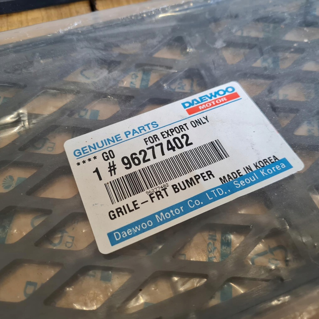 Daewoo lanos решётка бампера средняя оригинал nowa ! Киев