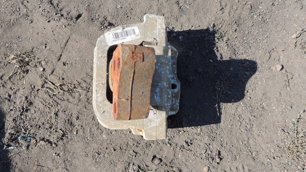 фото №1, Кронштейн двигуна dodge journey 3.6