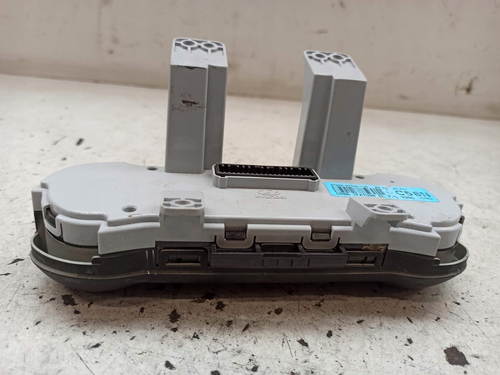 фото №7, Hyundai ix35 панель обдув кондиціонера 972502y700