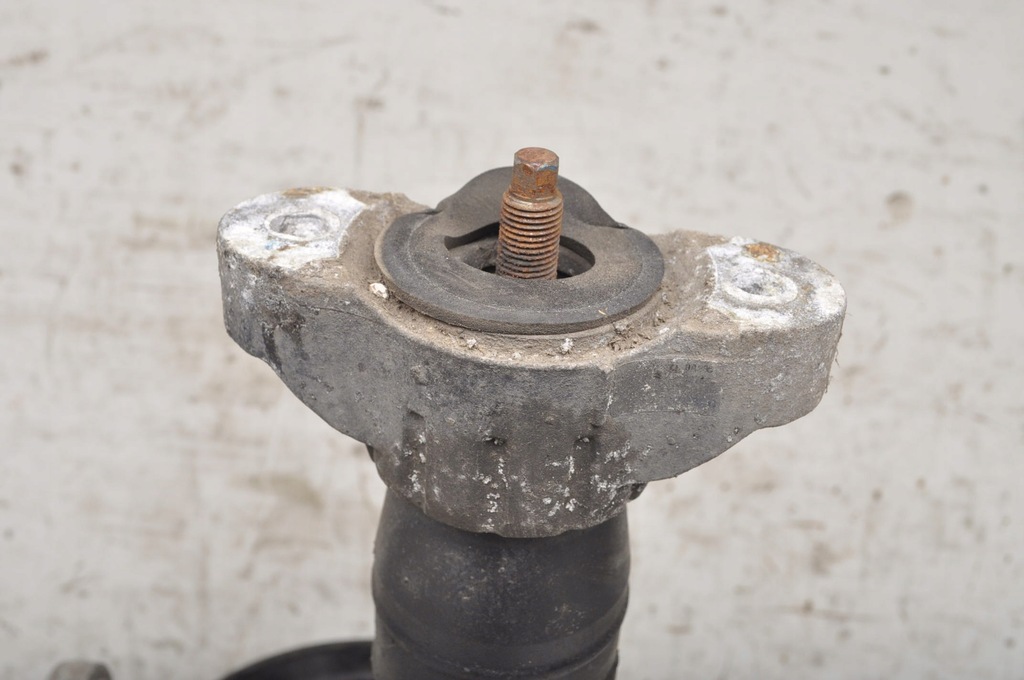 фото №10, Maserati ghibli iii 3.0d поворотный кулак правый задняя