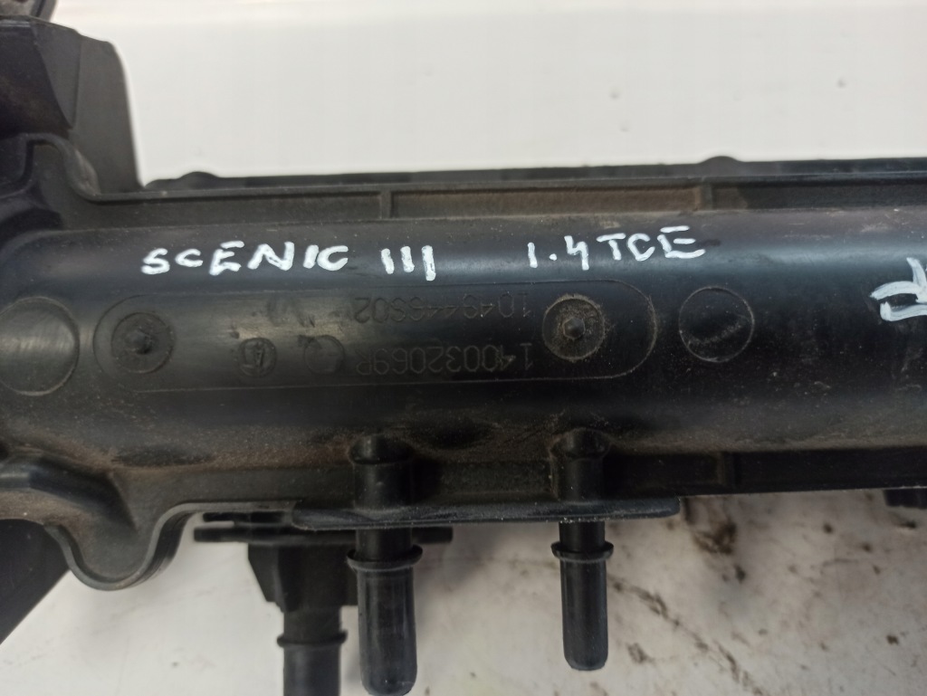 фото №9, Renault scenic iii 3 1.4 tce труба воздухозаборник воздуха h8200860017