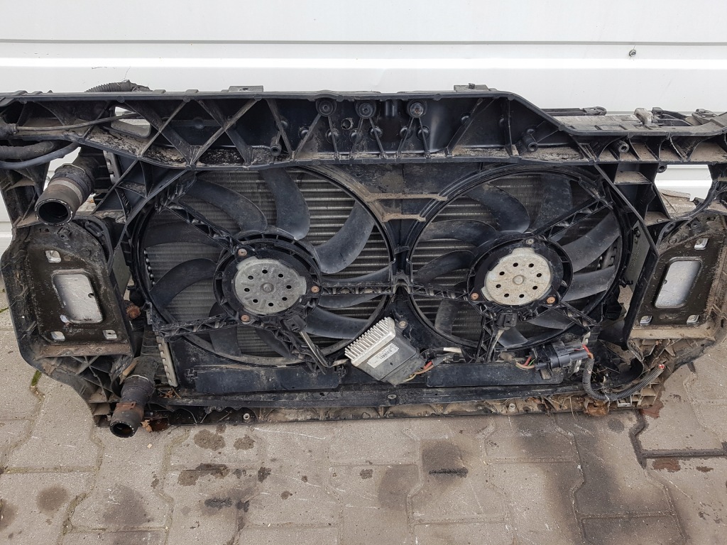 Audi a4 b8 рестайлинг  11-15r 2.0 tdi ремень передний радиатор вентиляторы механическая коробка передач Оригинал