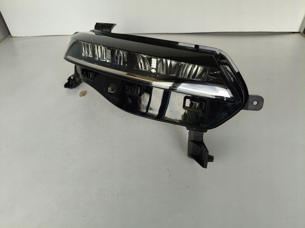 Купить Лампа правая фара renault megane v e-tech full led