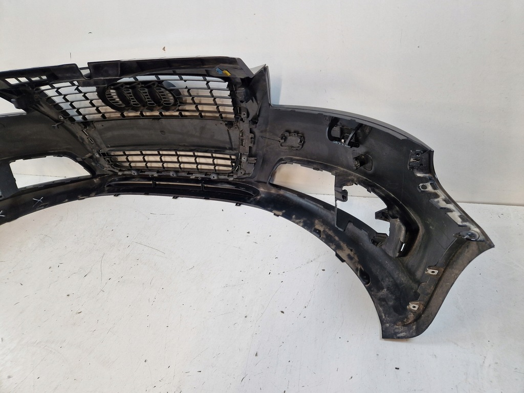 фото №10, Audi a3 8p бампер передній перед решітка радіатора 8p0807437