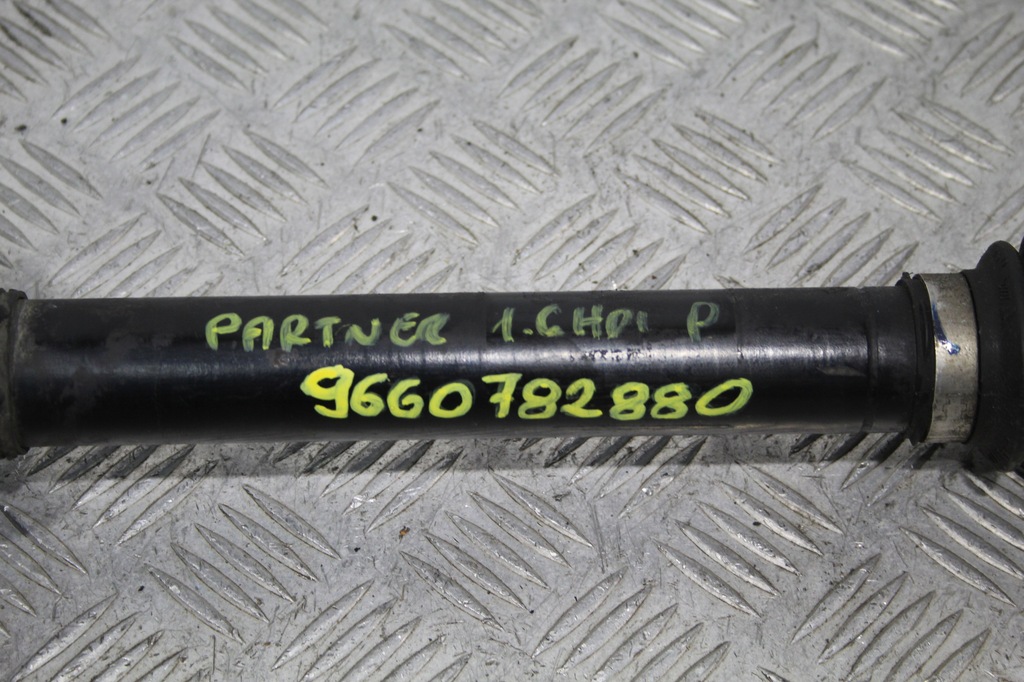 фото №3, Привідний вал правий перед partner iv 4 9660782880