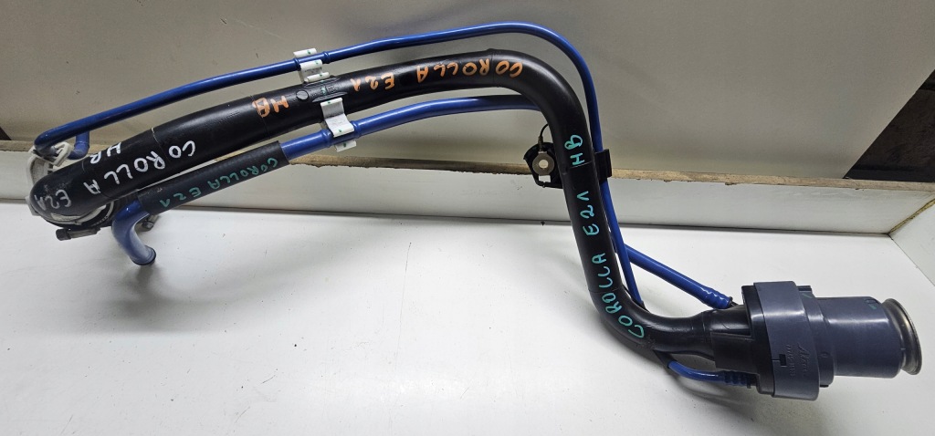 фото №12, Toyota corolla xii e21 хэтчбек hb 1.8h труба заливной заливная горловина топлива 77201-02611