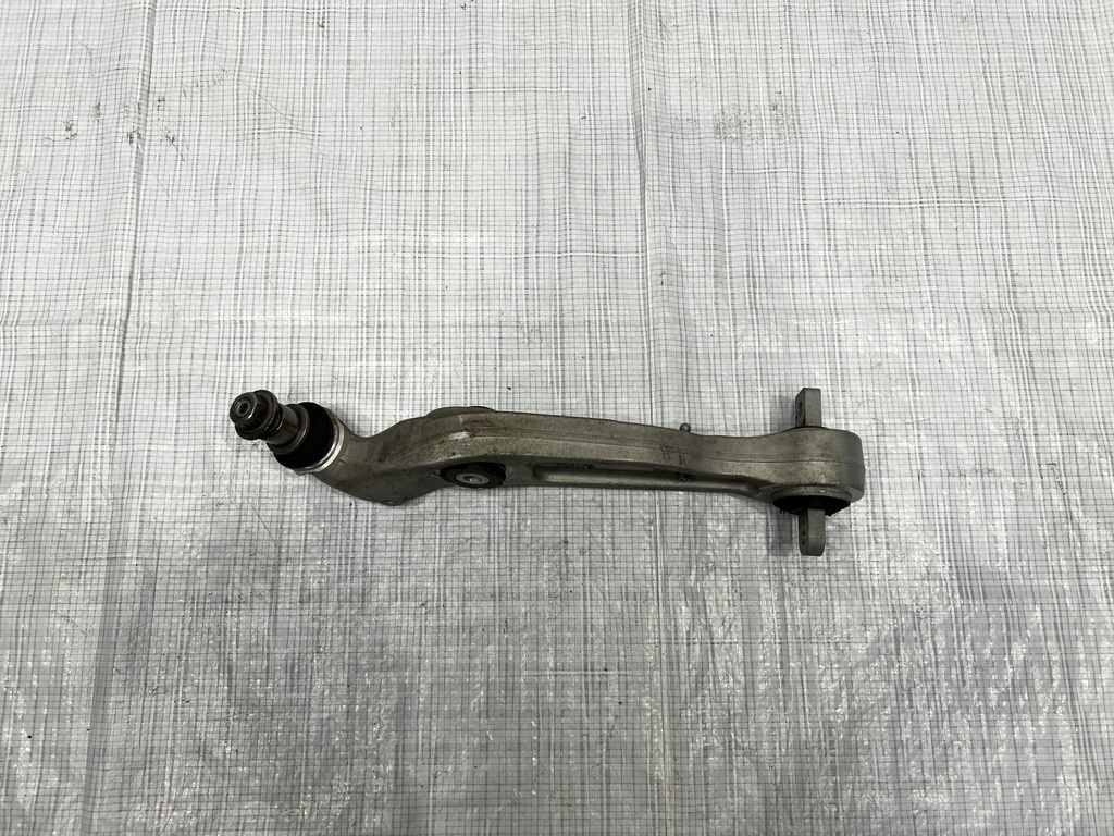 фото №1, Alfa romeo giulia quadrifoglio qv lift 2.9 рычаг передний правый