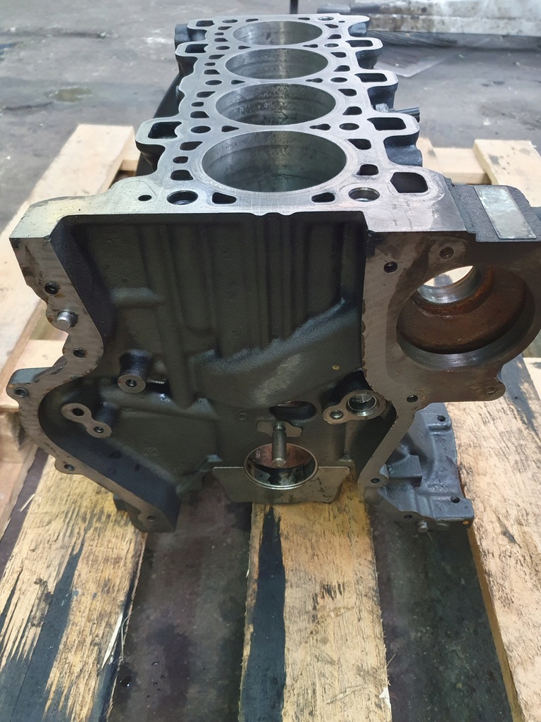 фото №6, Блок dół двигателя голый 1.6 dci trafic vivaro talento r9md452