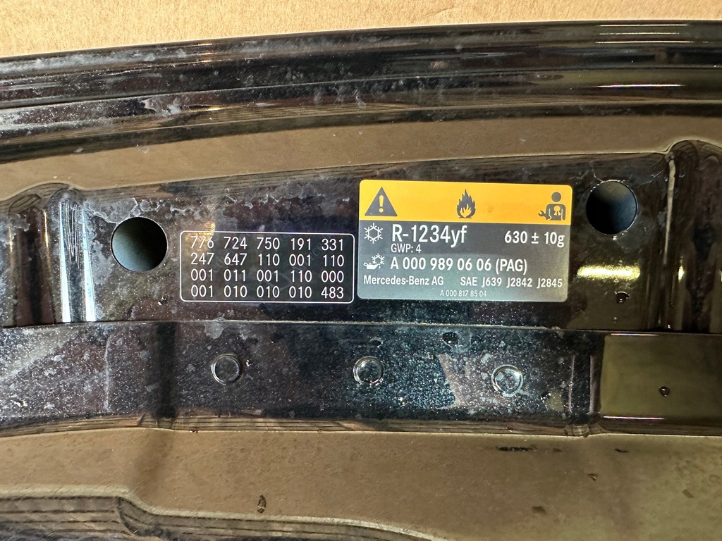 фото №16, Mercedes glb x247 247 19r- капот крышка двигателя