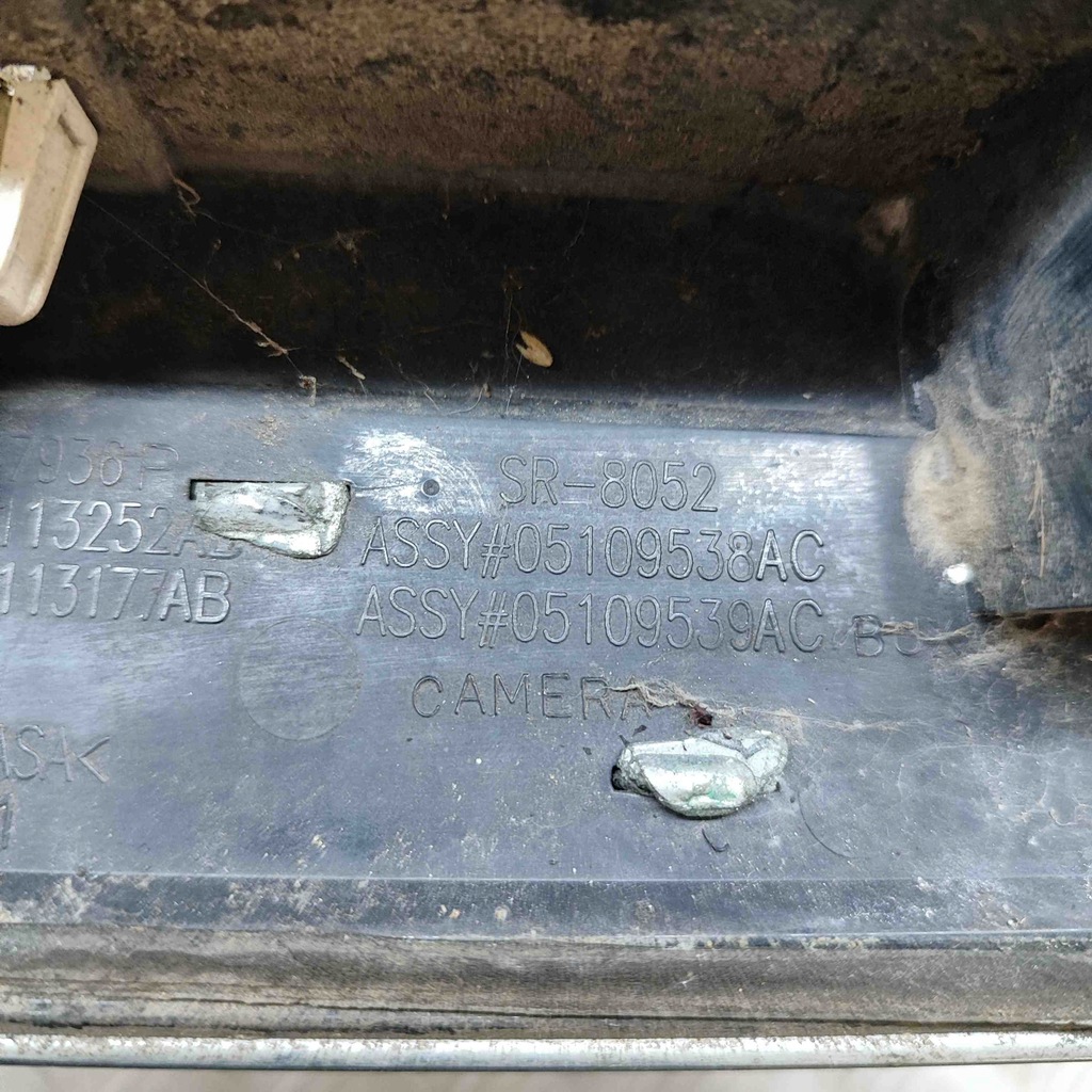 фото №12, Подсветка номера регистрационного chrysler grand voyager v rt 05109539ac