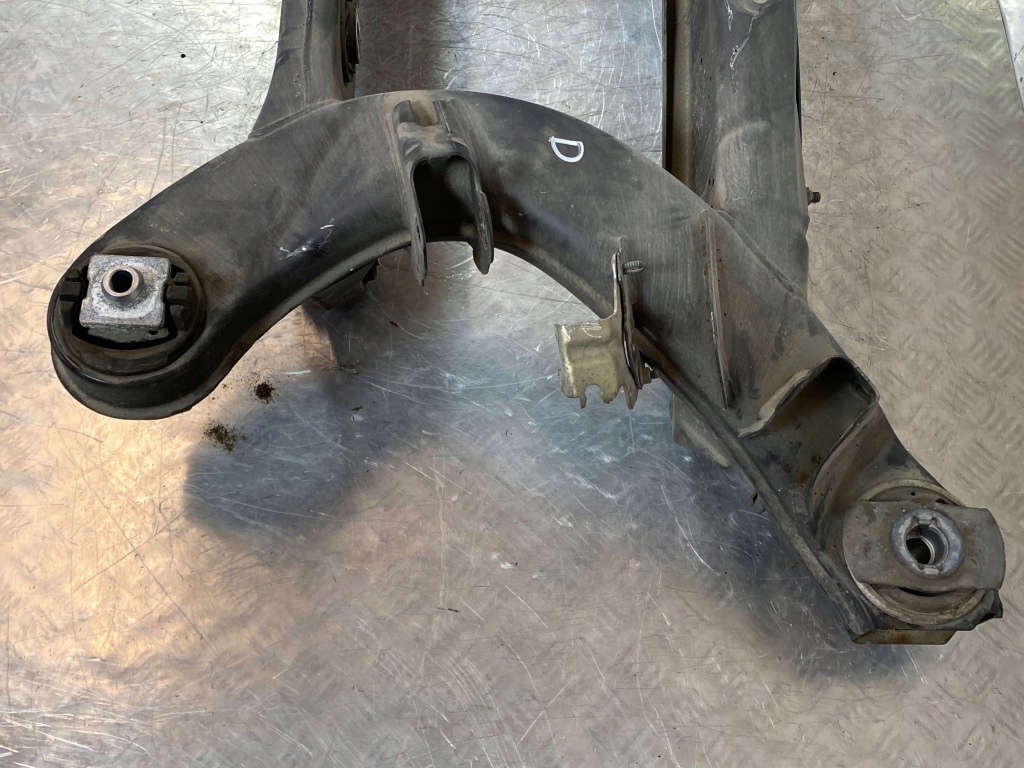 2015 mercedes-benz sl r231 підрамник задні 2312201 Недорого