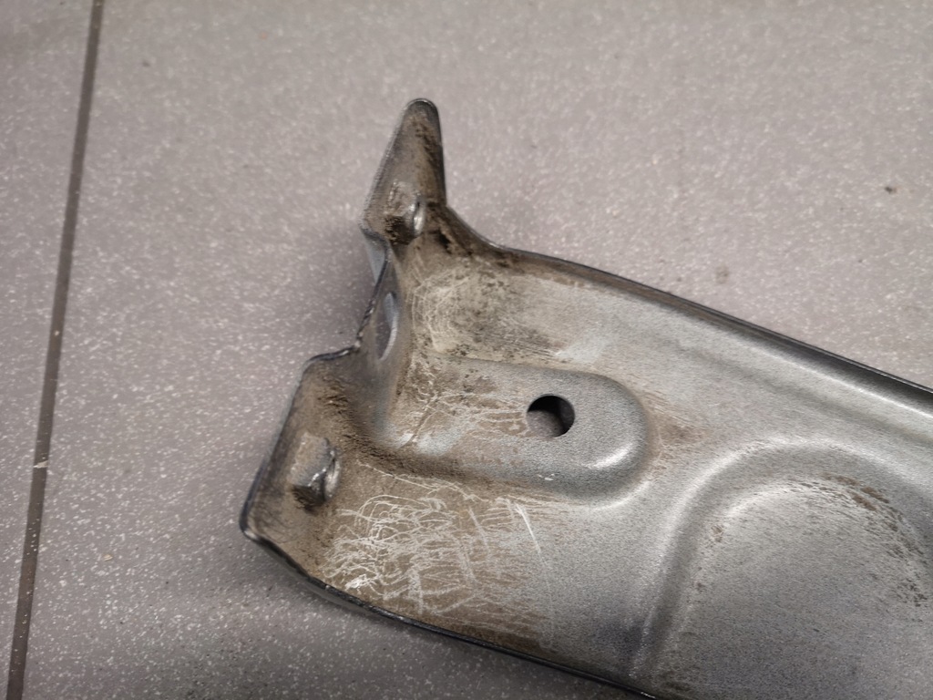 фото №6, Кронштейн кронштейн крыла vw passat 3c0821142