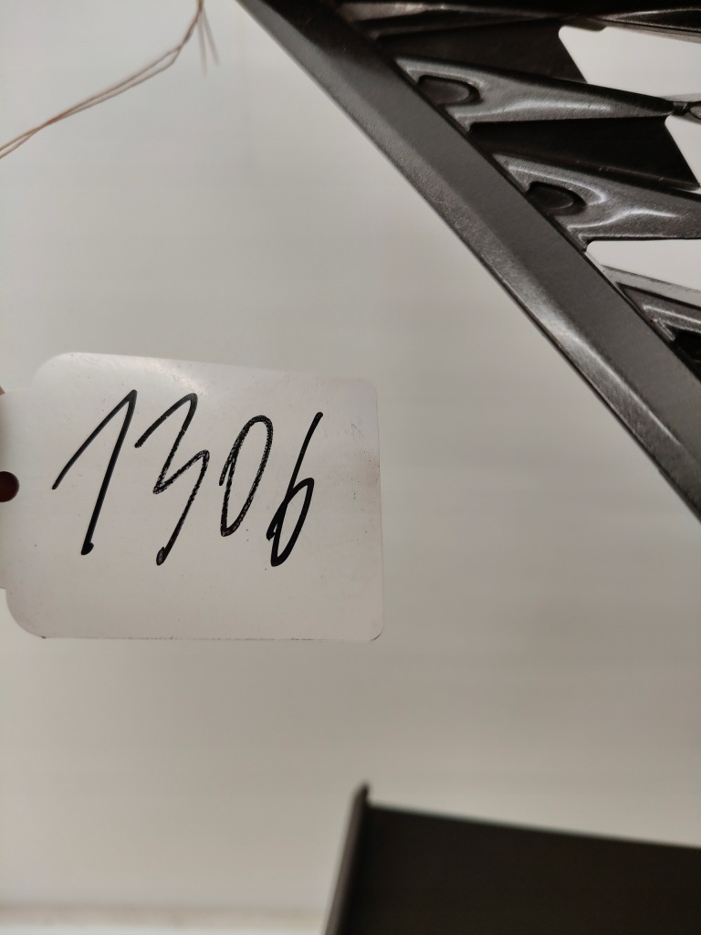 Lexus ux f sport решітка радіатора решітка радіатора Ціна