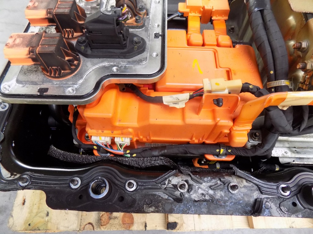 фото №13, Peugeot 308 t10 iii аккумулятор аккумулятор 1.6 thp