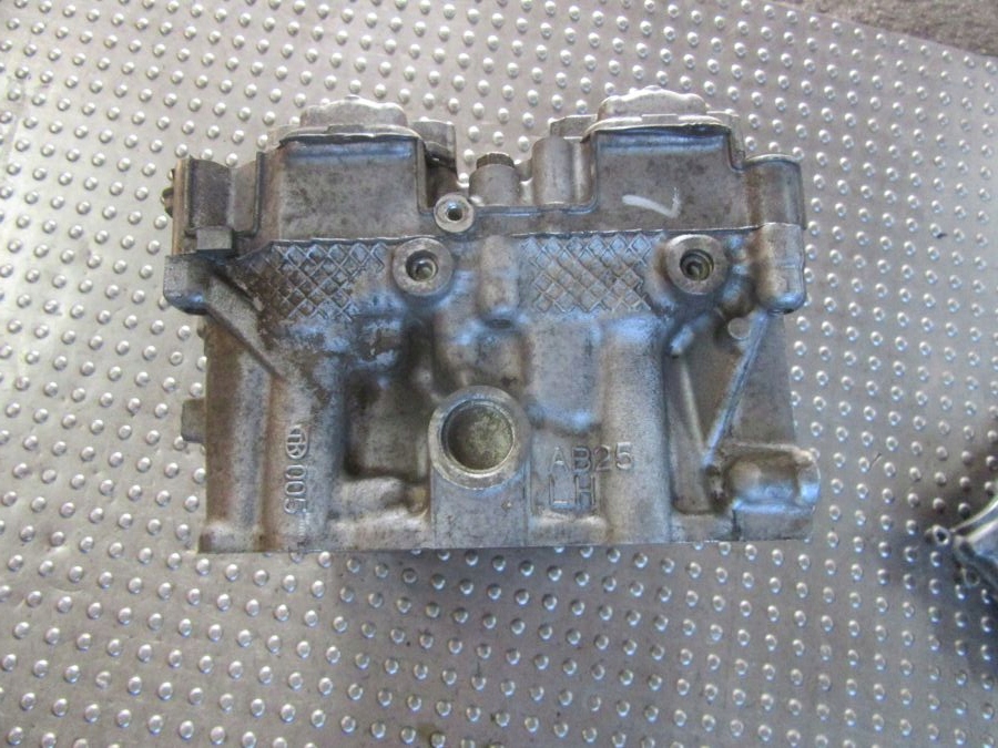 фото №11, Subaru legacy outback v 2.5i 2016 головка двигателя крышка левая