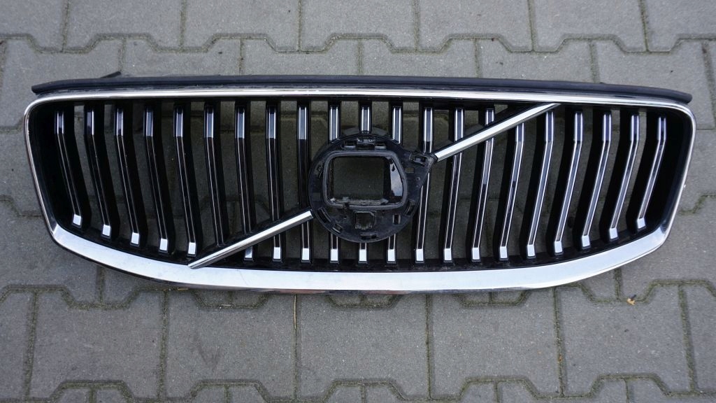 фото №1, Volvo xc60 ii lift - решітка радіатора решітка радіатора радіатора