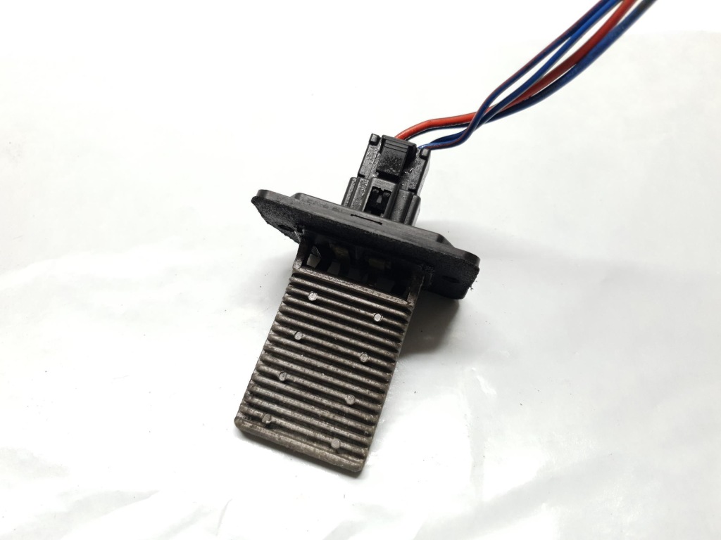 фото №1, Резистор резистор вентилятор hyundai accent i x3