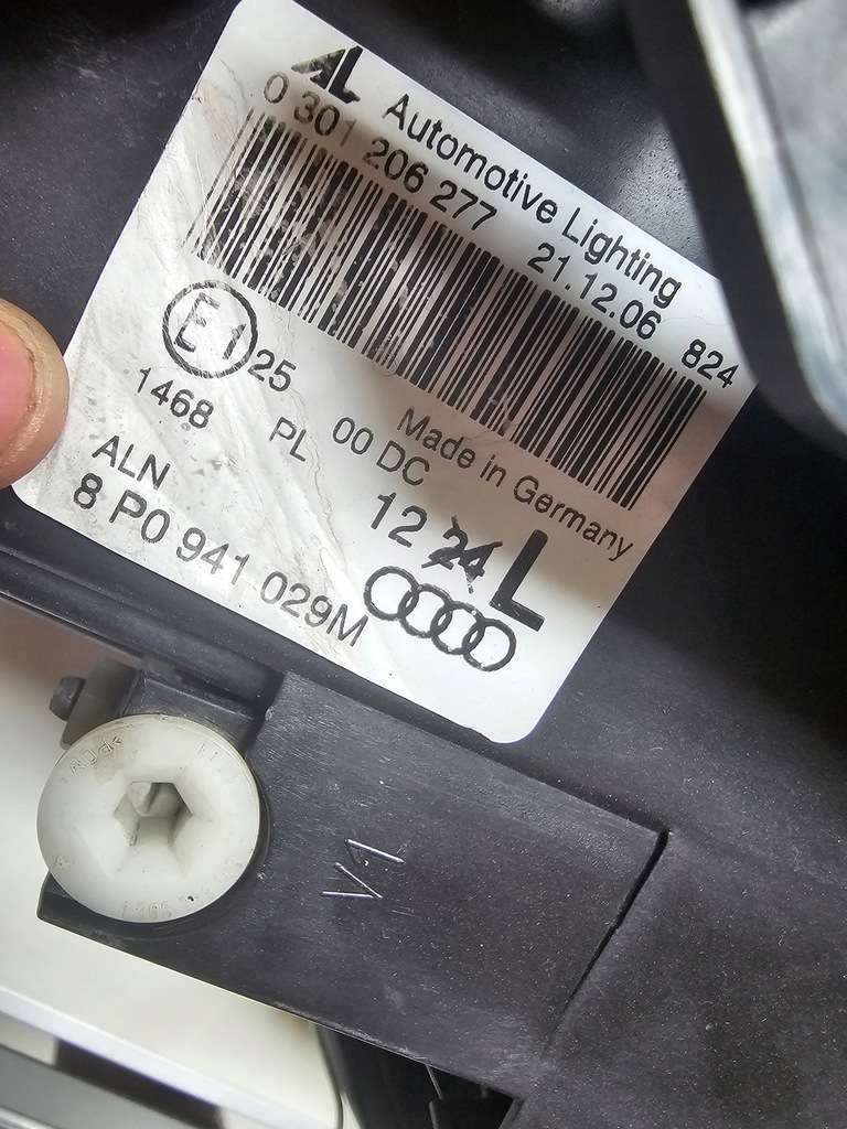 фото №9, Лампа ліва передня audi a3 8p 8p0941029m
