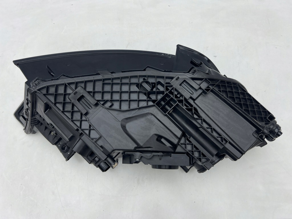 Audi q7 рестайлінг  4m0941011d фара передня ліва перед full led 2024- Зі Шроту