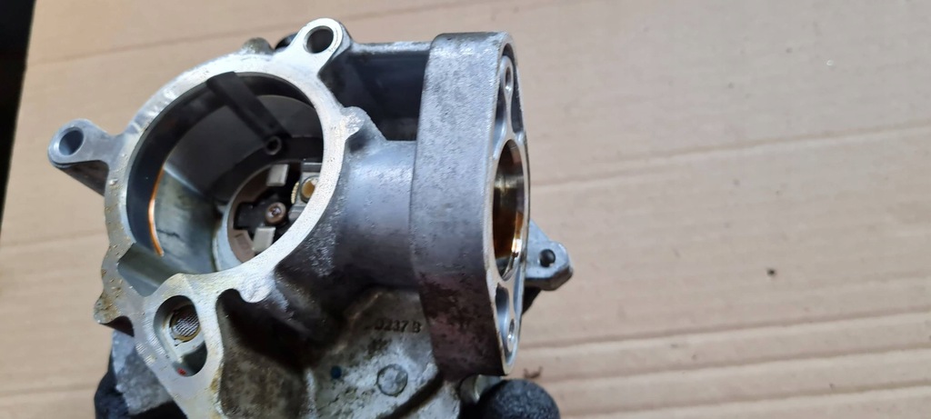 фото №10, A4 b9 8w lift насос вакуумa вакуум 2.0 tfsi 06k145100ae a5 8w