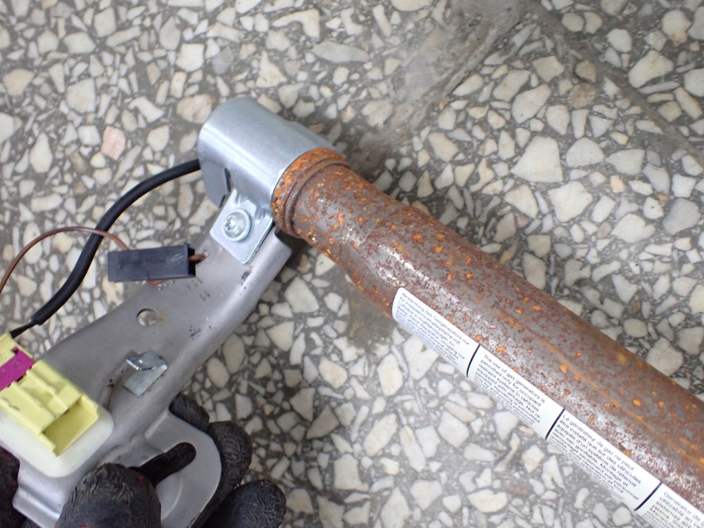 фото №7, Шторка безопасности воздушная левая audi a8 s8 d3 5.2 короткий 4e0880741