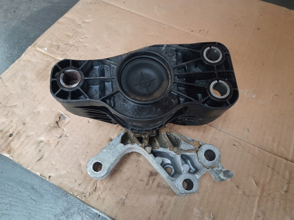 фото №5, Scenic iv 1.2 tce подушка кронштейн двигателя