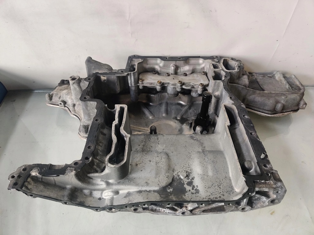 фото №10, Піддон масляна 079103805n cyc 4.0 v8 bentley continental gt s 2012-2018