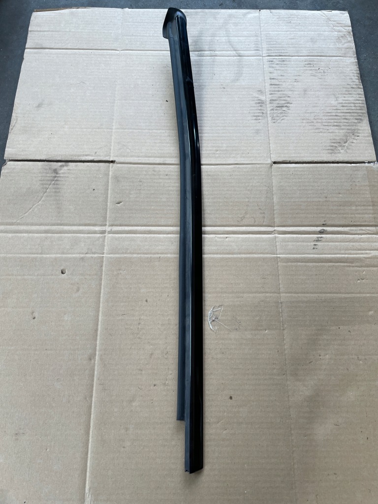 Купити Mercedes gl 166 молдинг скло лівий задній 1666904300