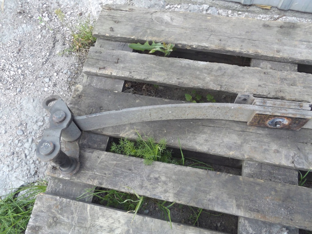 фото №2, Nv200 рессора правый задняя