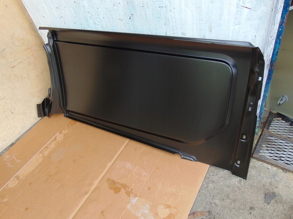 фото №12, Обшивка крила бік правий задня trafic vivaro b