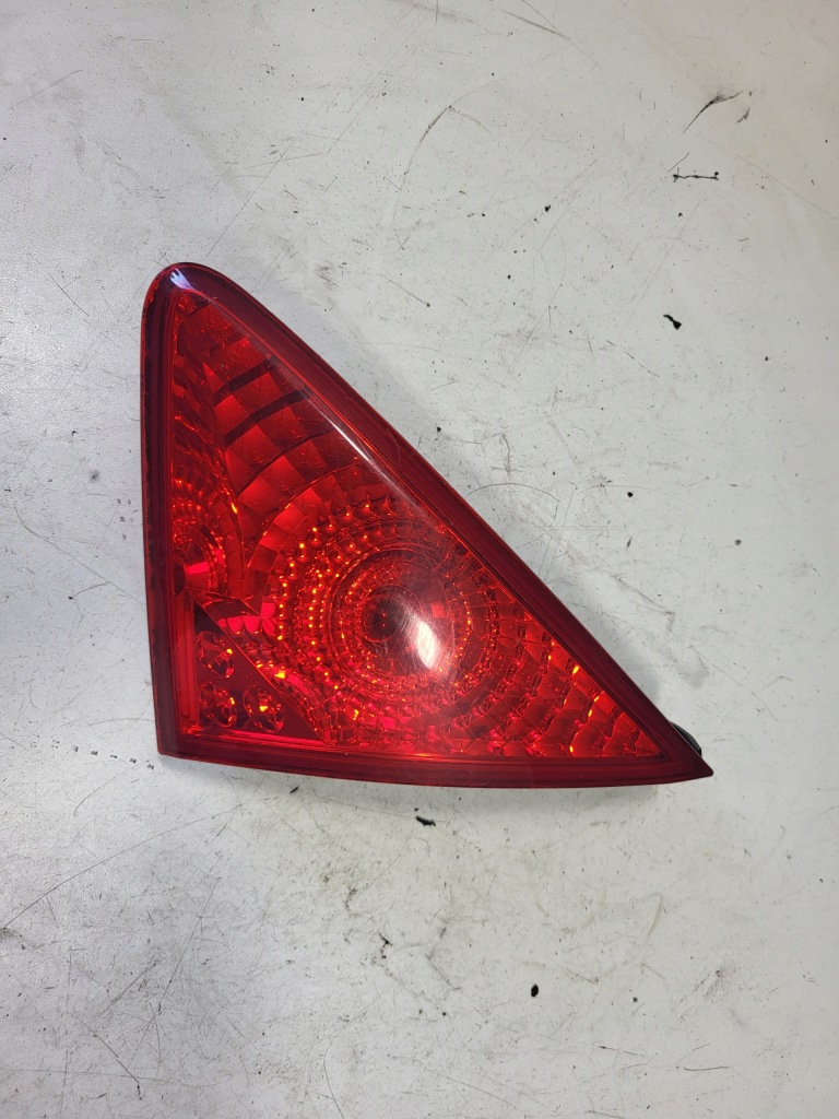 фото №1, Лампа правый задняя w крышка peugeot 3008 i 9683460980