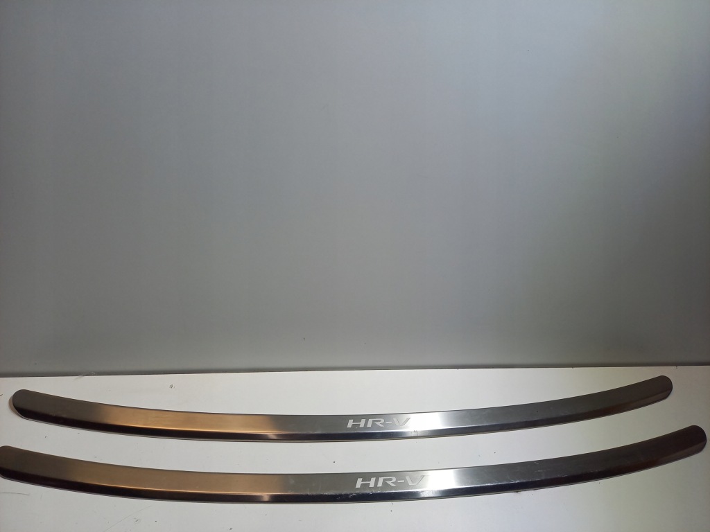 фото №1, Hrv hr-v ii 15- молдинг хром накладка бампера задняя