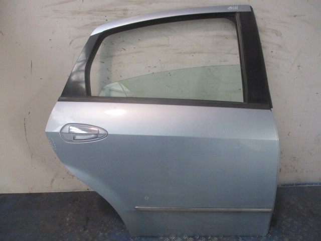 Купить Fiat linea 2007r дверь задняя правое 484 błękitny foxtrot