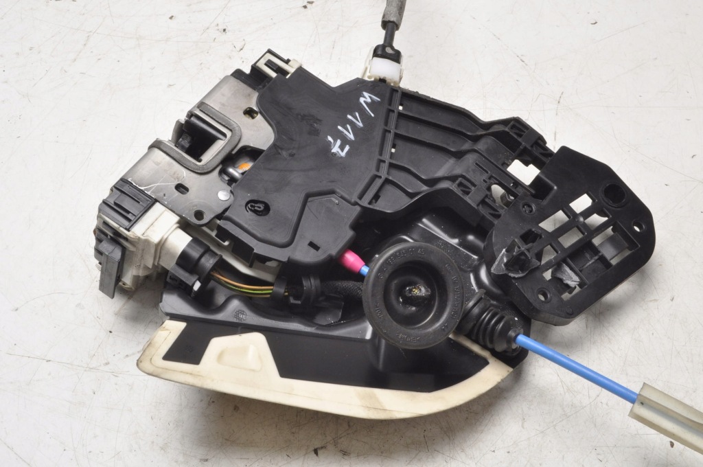 фото №6, Mercedes x117 w117 замок дверь правый задняя задний