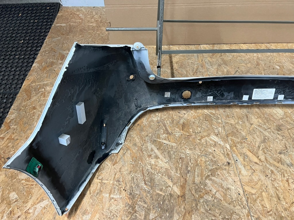 фото №15, Toyota corolla e21 kombi 2019 - бампер задній задня pdc лак 040