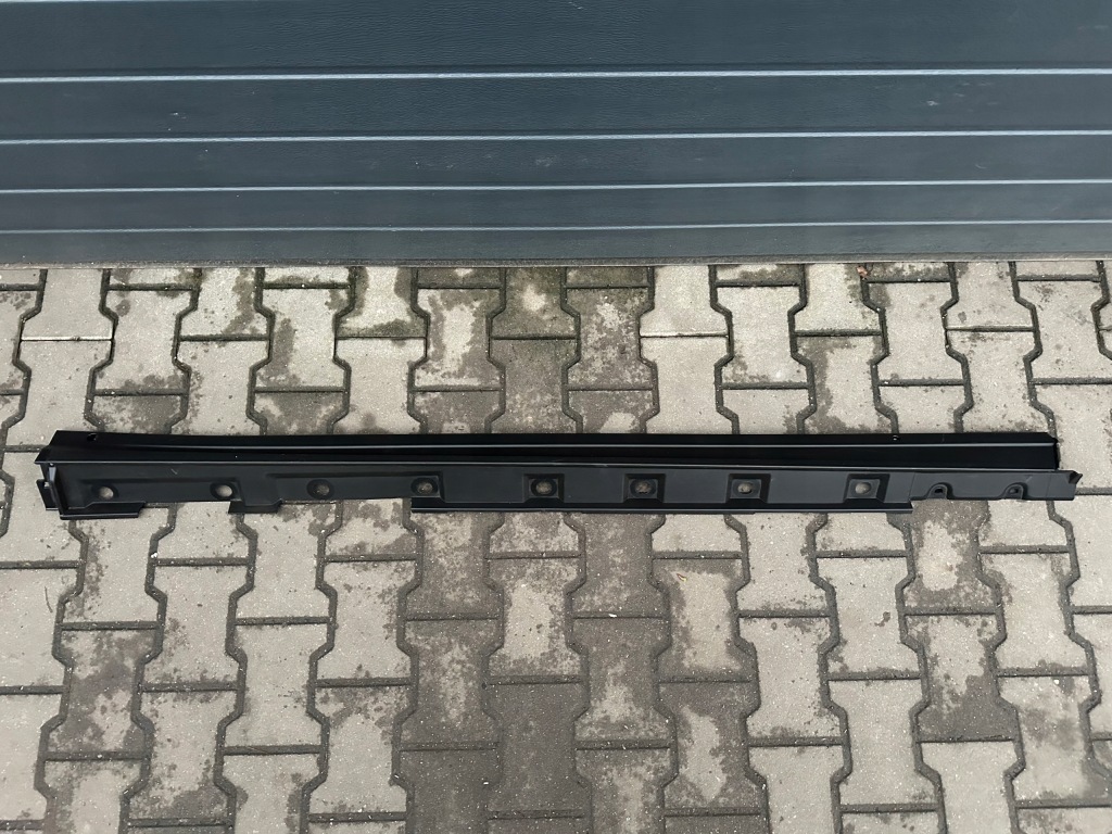 фото №1, Toyota rav4 v молдинг поріг права 75850-42030