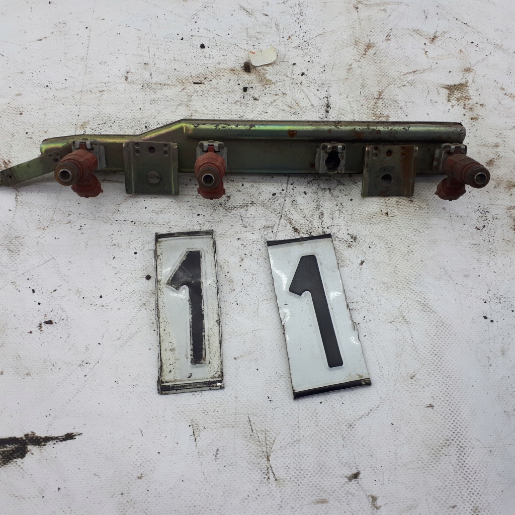 фото №1, Nissan primera p12 1.8 молдинг упорскування