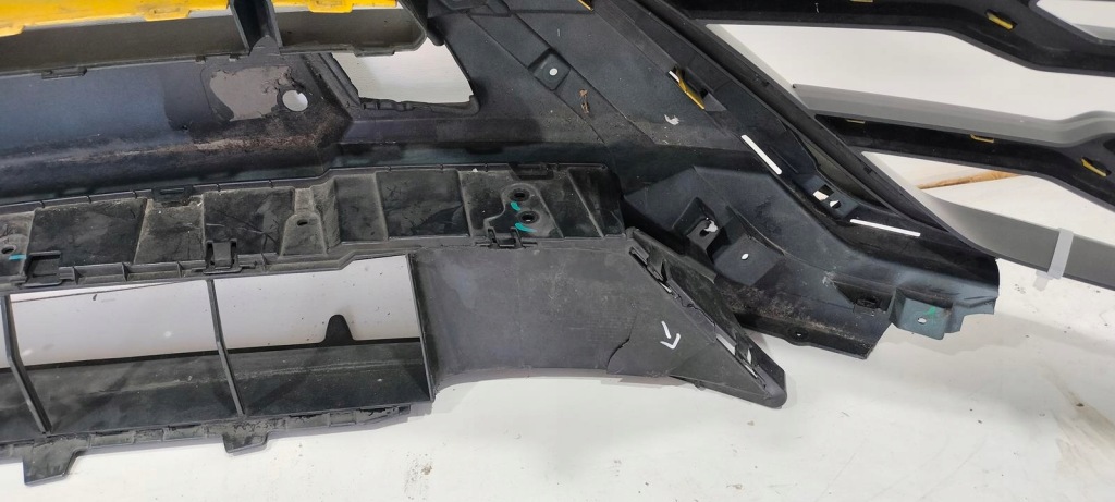 Lamborghini urus 4ml бампер передний перед 4ml807437 Недорого