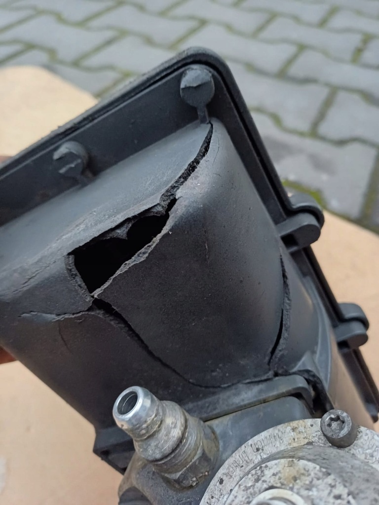 фото №8, Насос adblue модуль mercedes axor atego 2 actros mp3 mp2