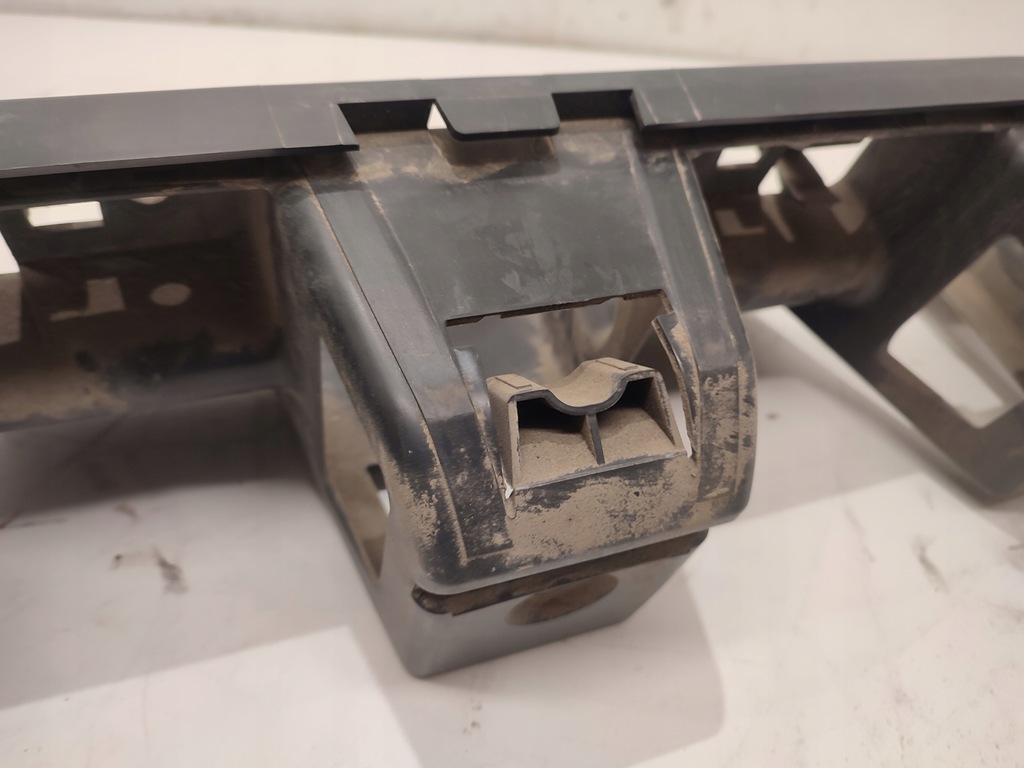 фото №6, Citroen c5 iii направляющая бампера задняя sedan