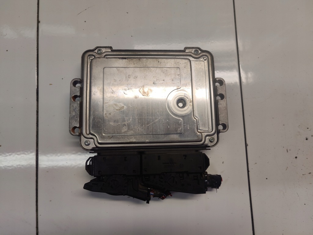 фото №3, Ford ranger 2.5tdci бортовой компьютер 0281011826