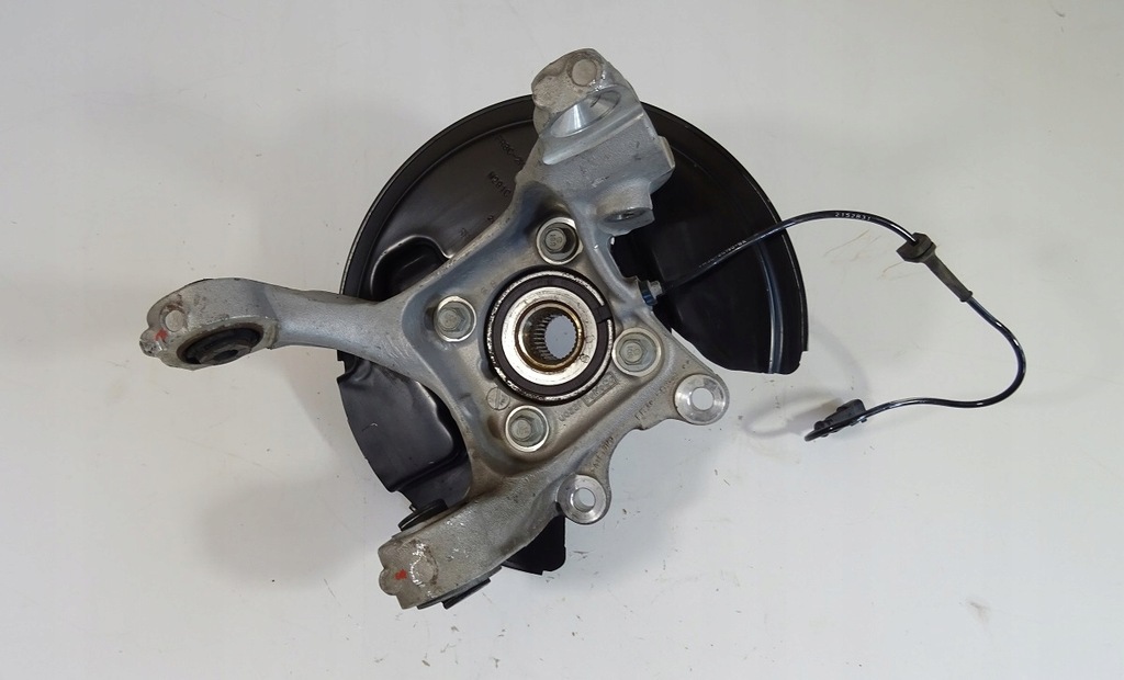 фото №1, 2015+ mustang лист защита диск правый задняя