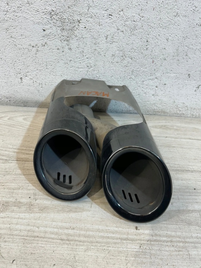 фото №1, Porsche macan 95b czarna наконечники вихлоп