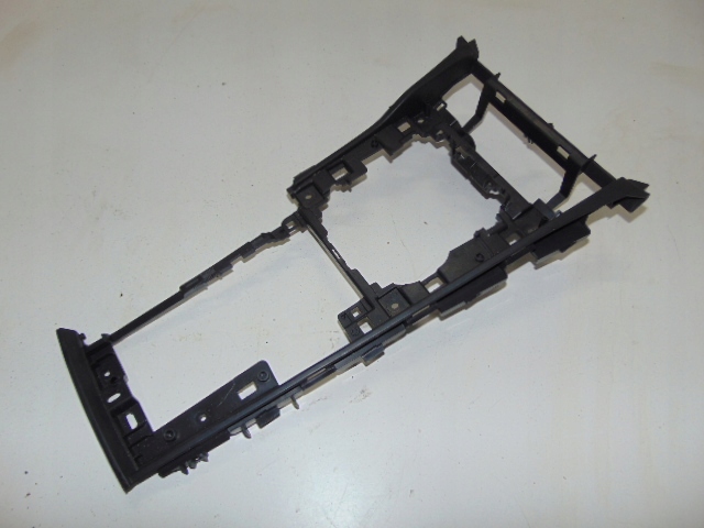 фото №1, Рамка корпус каркас туннель peugeot 508