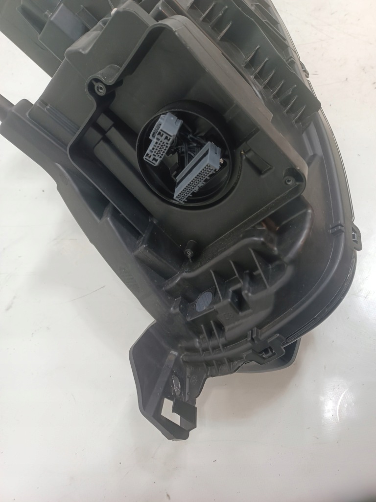 Volvo xc90 2 рестайлинг  22- фара full led правый перед 32404714 америка Доставка