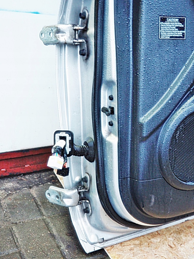 фото №6, Kia sportage ii 2 прокладка дверь правая перед передняя оригинал