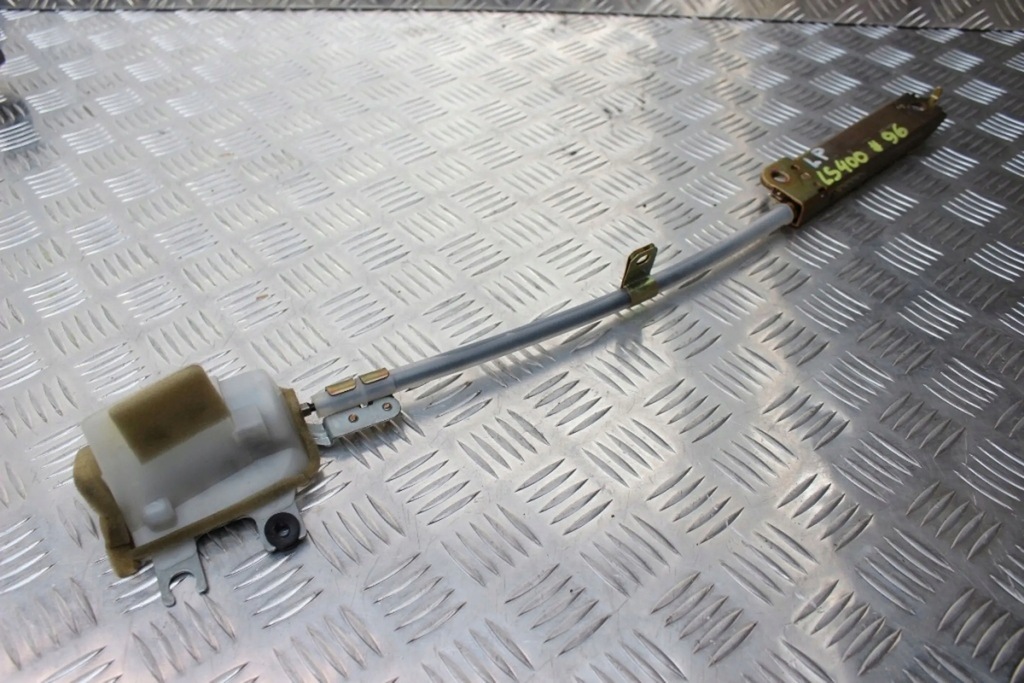 фото №3, Lexus ls400 89-94 моторчик поперечина безпеки lp