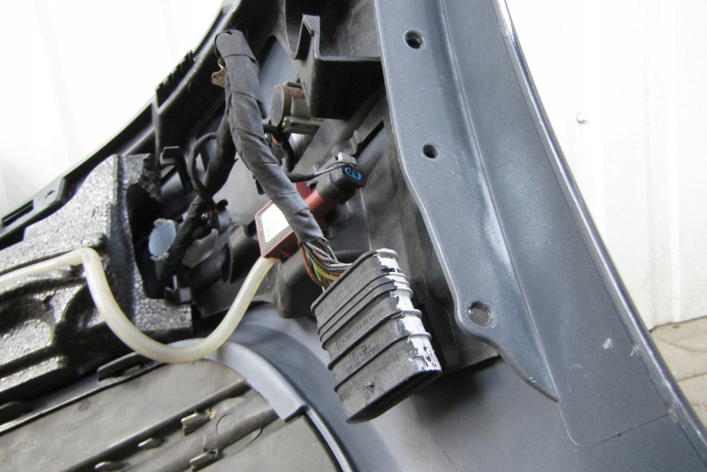 фото №11, Бампер перед mercedes c-klasa w205 avantgarde 14-